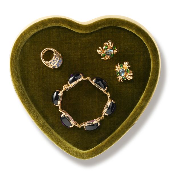 Valentina Velvet Heart Tray