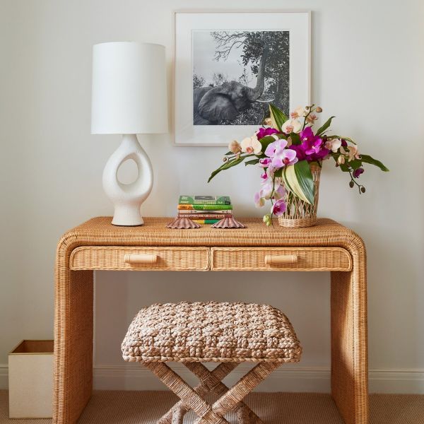 Capra Medium Table Lamp