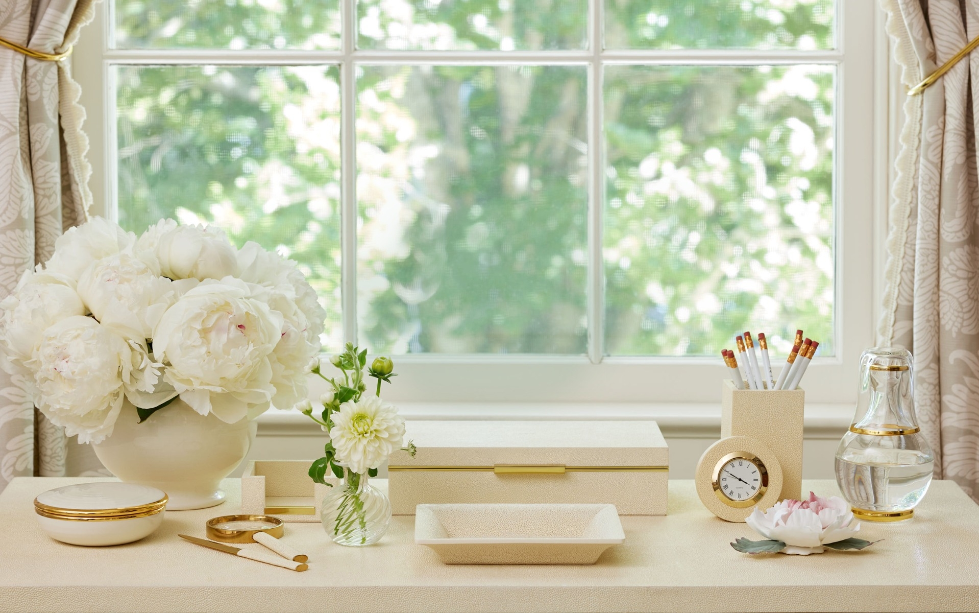Fresh Neutrals