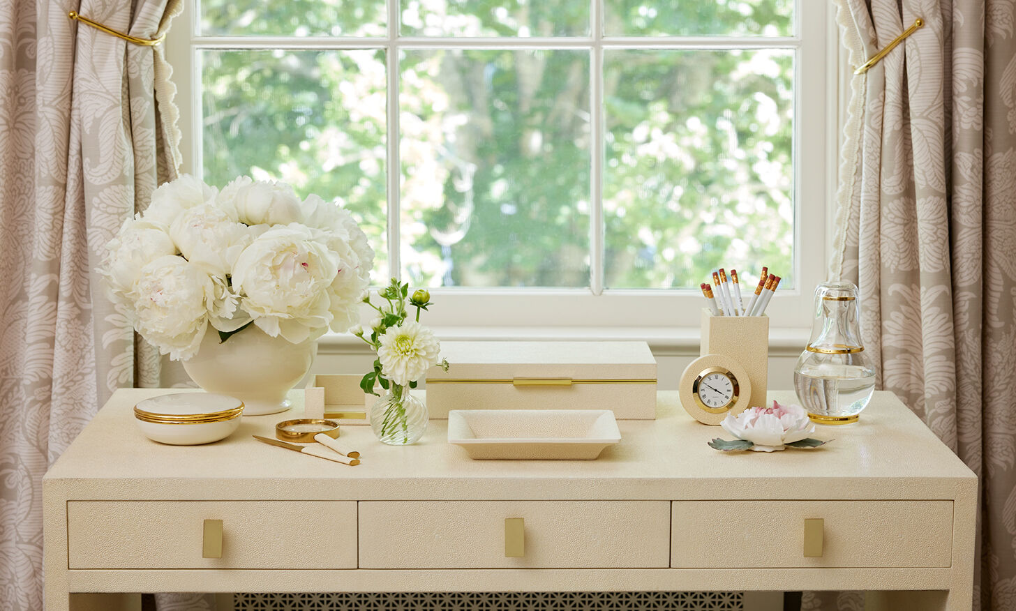 Heritage Desk Collection